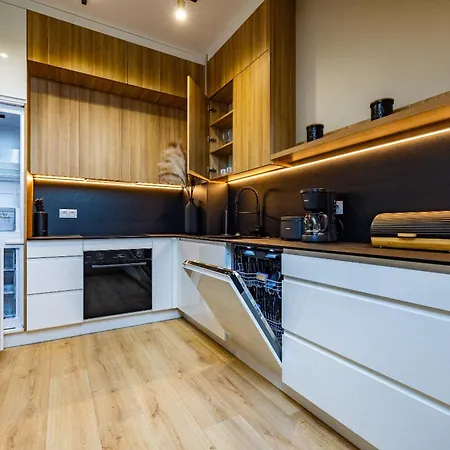 Zlote Piaski Apartman *