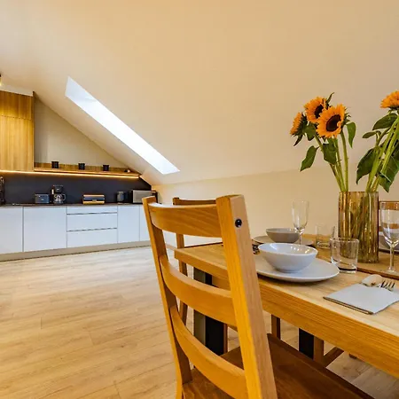 Zlote Piaski Apartman *